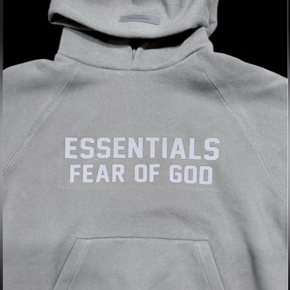 Essentials Fear of God Charcoal Off Black Hoodie – Men’s Large – New With Tags